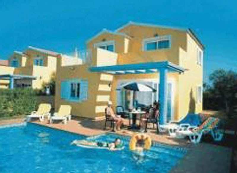 Villas Amarillas Кала-Бланка Экстерьер фото